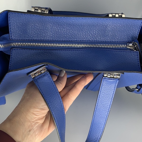 Zara cobalt blue vegan leather tote bag that comes with long strap - Picture 7 of 10